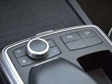 Mercedes-Benz ML